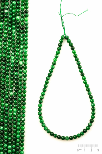 Strang Serpentin smaragdgrün gefärbt Kugel