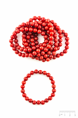 Bracelet Serpentine teinté en rouge corail boule